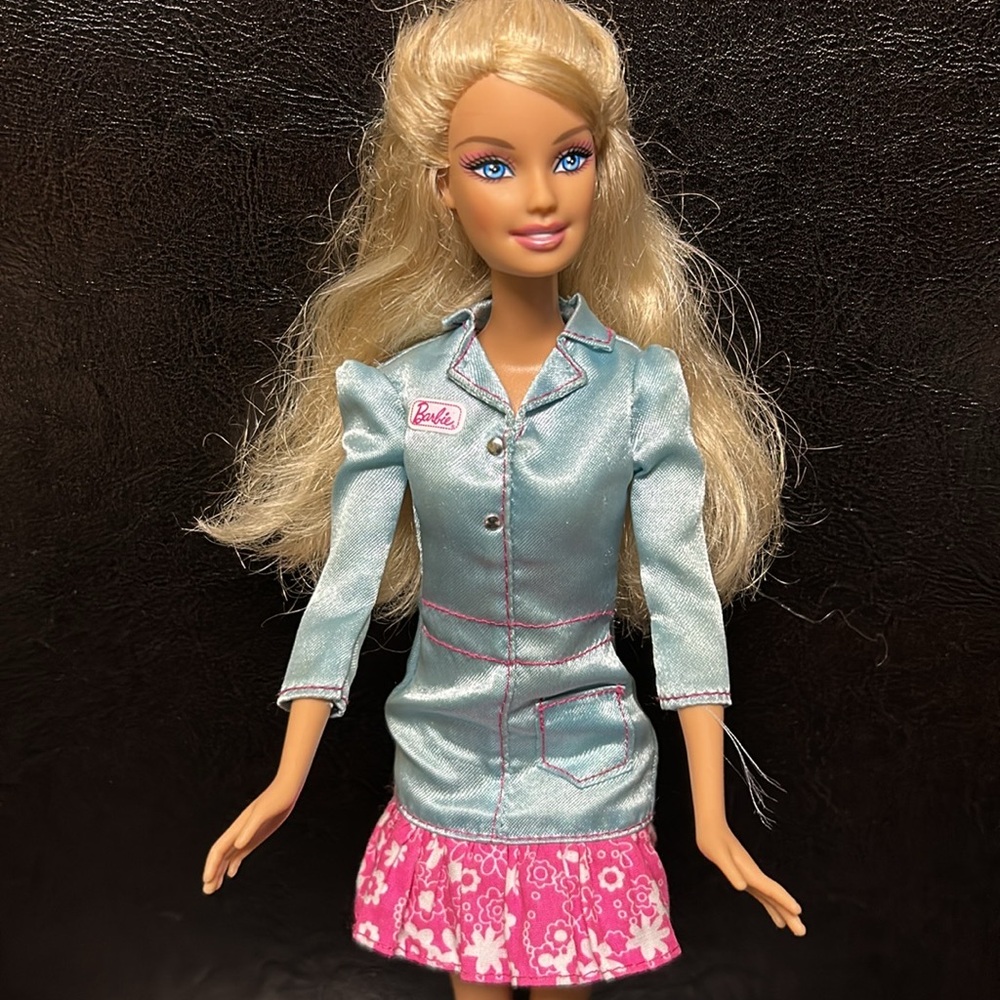 Vintage Mattel Barbie blue & pink dress #1